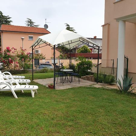 Apartment Frleta Umag Buitenkant foto