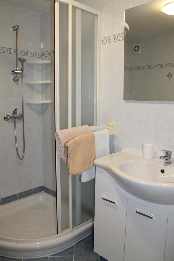 Apartment Frleta Umag Buitenkant foto